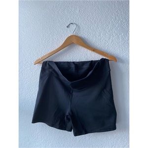Gap Sculpt Compression Shorts